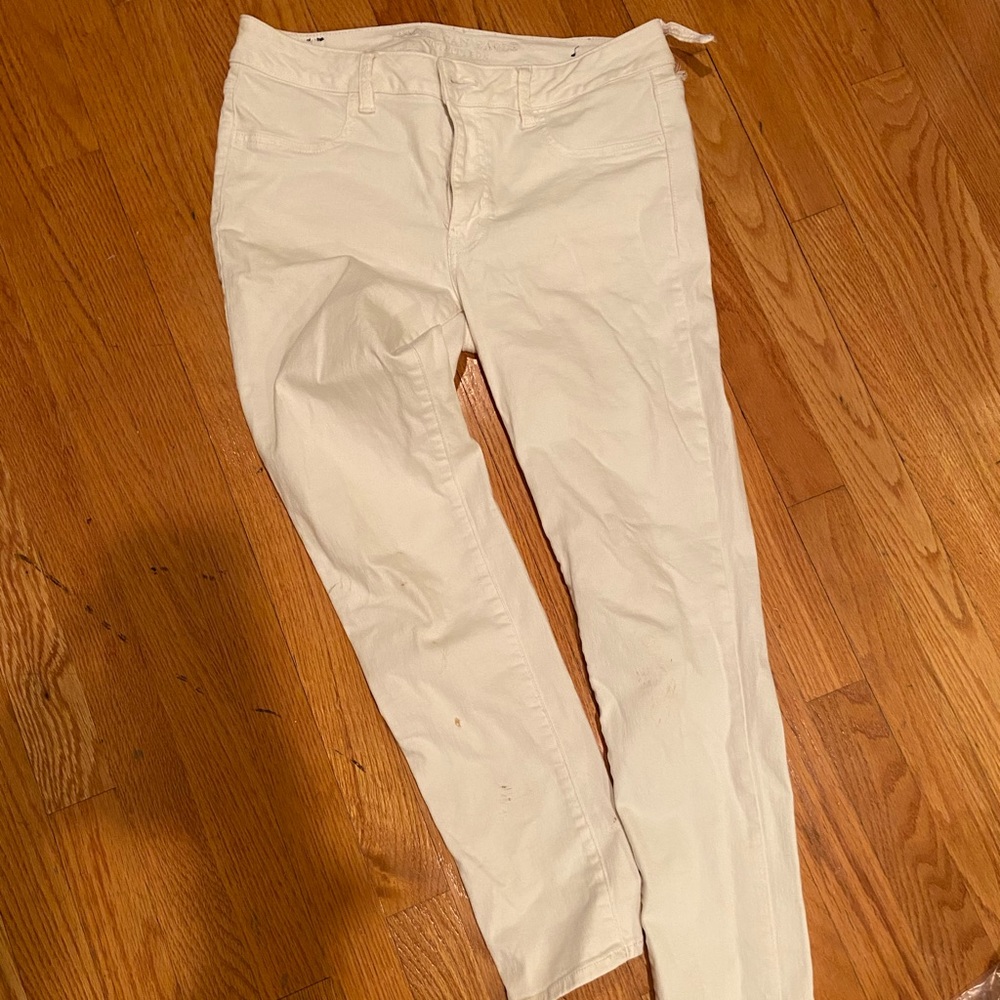 American eagle white stretch skinny jeans